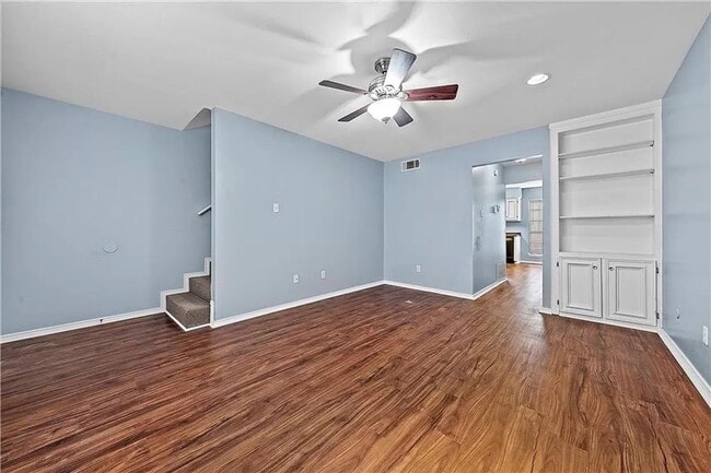 Photo - 2/2.5 Condo at Canterbury - Walk to Campus!