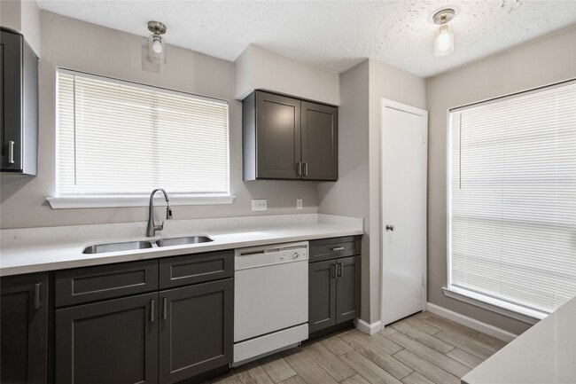 Photo - 3611 Macon Pl Ct