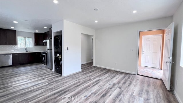 Photo - 651 Maltman Ave