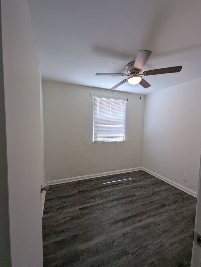 Hillcrest Apartments
