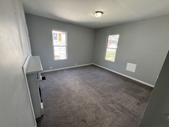 Photo - 63 W Hallam Ave
