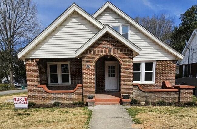 127 Walnut St