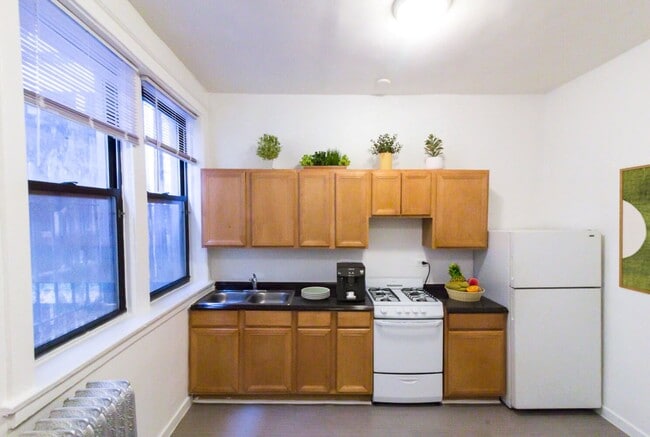 Kitchen - Drexel Terrace Apartments