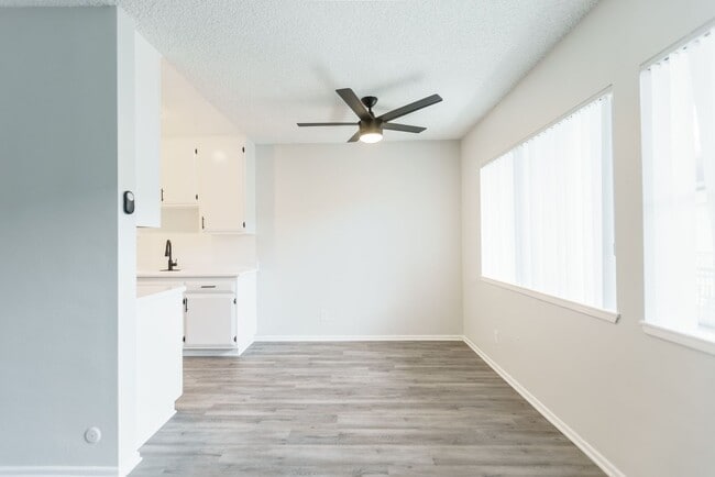 Photo - 18424 Halsted Avenue