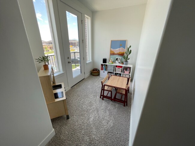 Photo - 5232 W Cannavale Ln Unit 201
