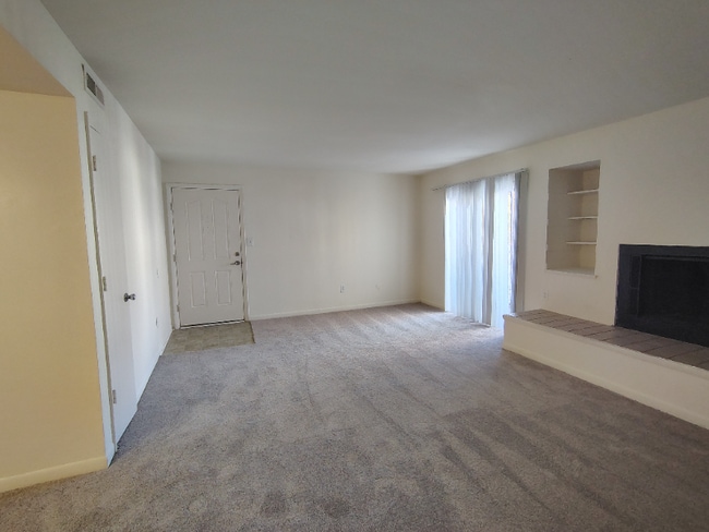 Photo - 600 Reusens Rd Unit J109