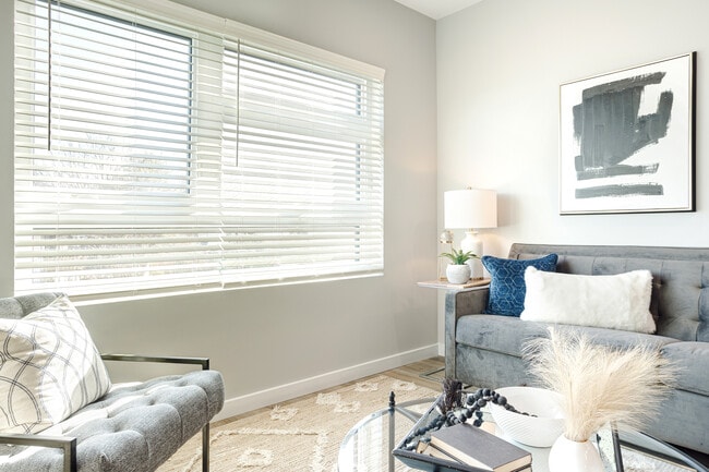 Photo - 7 at Seven Mile Creek