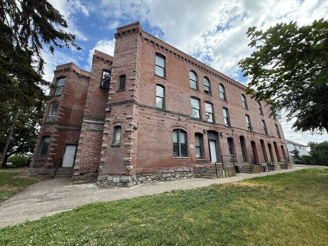 Natalie Apartments!