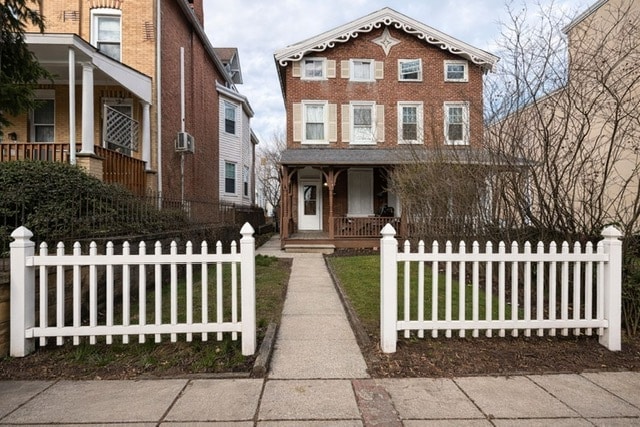 Building Photo - 709 W Marshall St