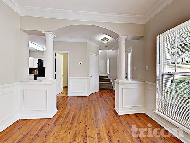 Photo - 5936 Briggs Dr