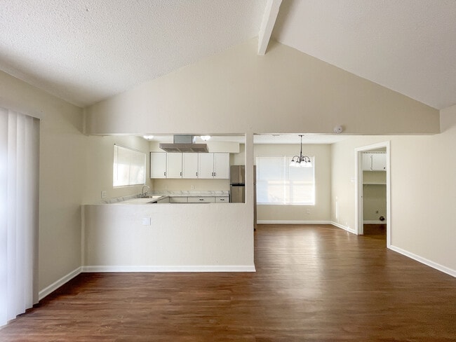 Photo - 1924 Ramada Dr