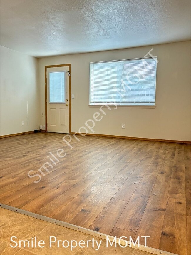 Photo - 8826 SE Lafayette St