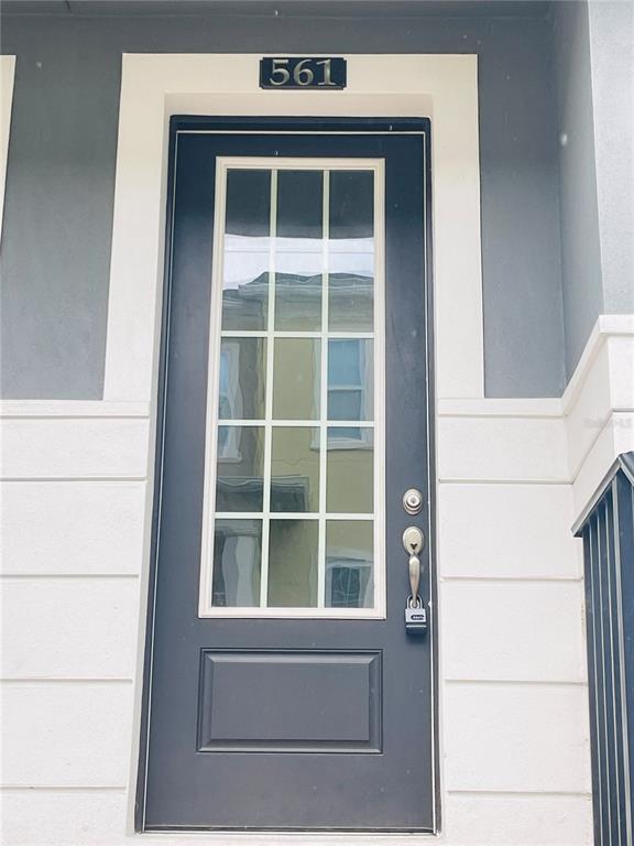 Photo - 561 Scotia Pl