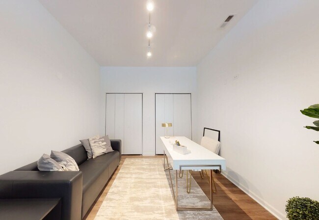 Photo - 2550 S Wabash Ave Unit #303