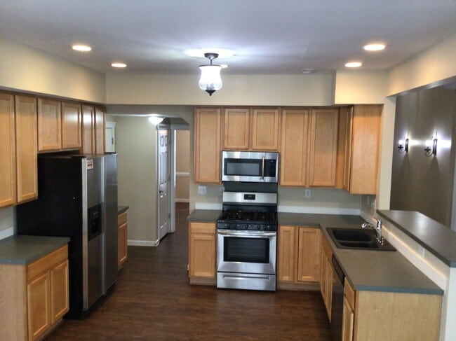 Photo - 7534 Sparkleberry Dr