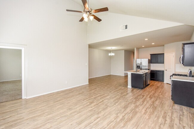 Photo - 5530 Redwood Summit Ln