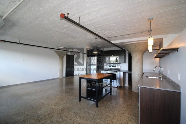 Photo - 710 Main St Unit 6 C