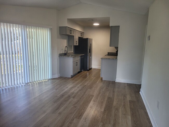 Photo - 1236 Dovehill Dr Unit 1248