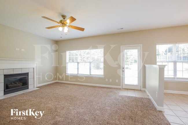 Photo - 105 Mark Twain Ct