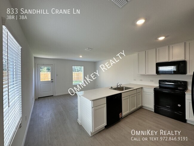 833 Sandhill Crane Ln