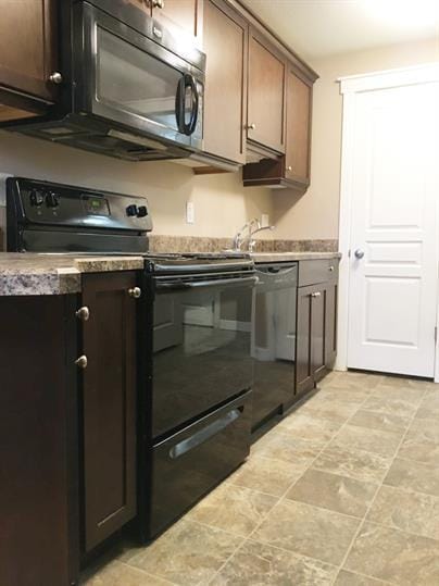 Photo - 467 Halifax St