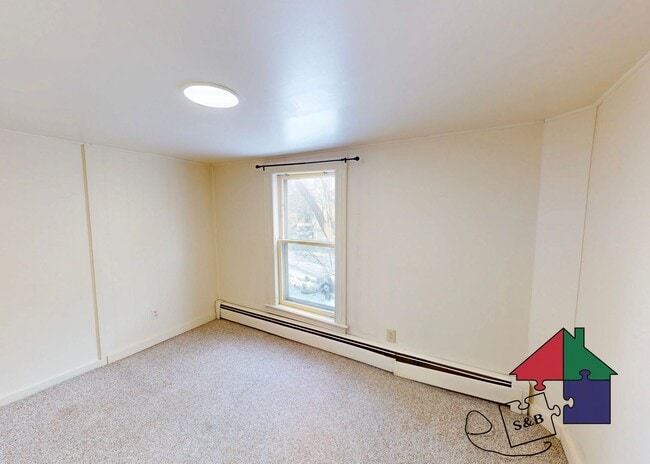 Photo - 225 Elm St Unidad #1