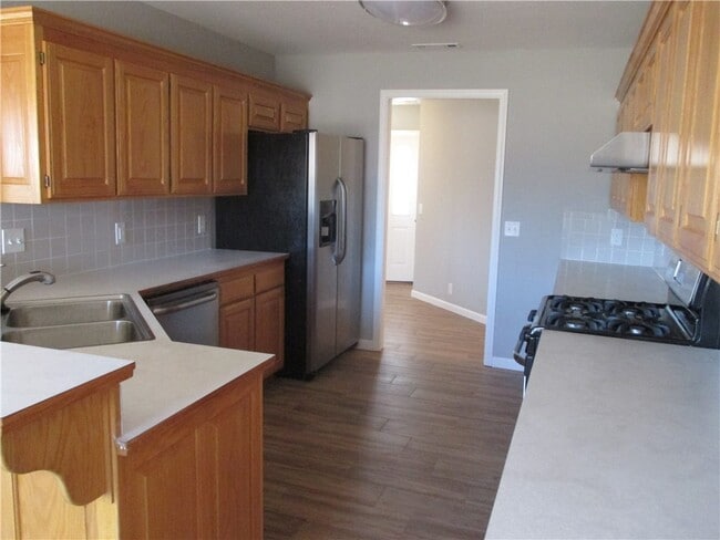 Photo - 754 Duckworth St