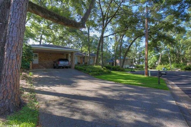 Photo - 453 Ivy Cir
