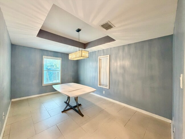 Photo - 3229 Sarita St