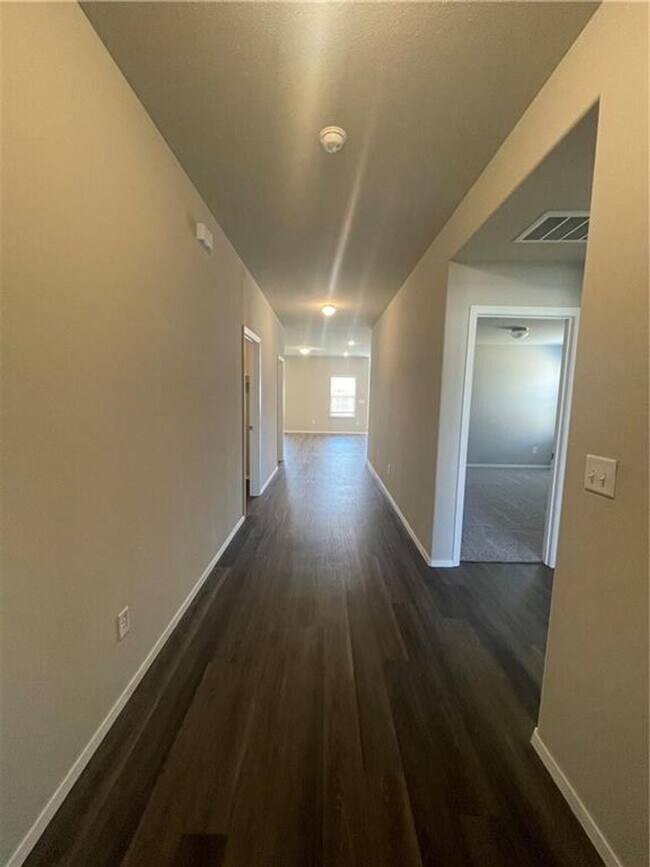 Photo - 1751 King Rd