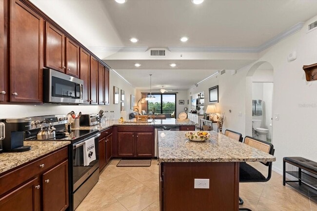 Photo - 17108 Vardon Ter Unit 304