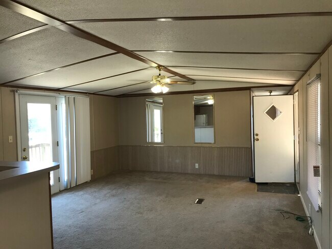 Photo - 133 James Way