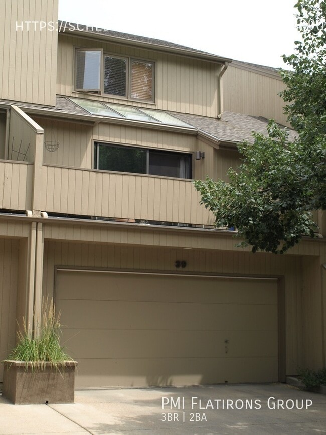 Photo - 2954 Kalmia Ave House