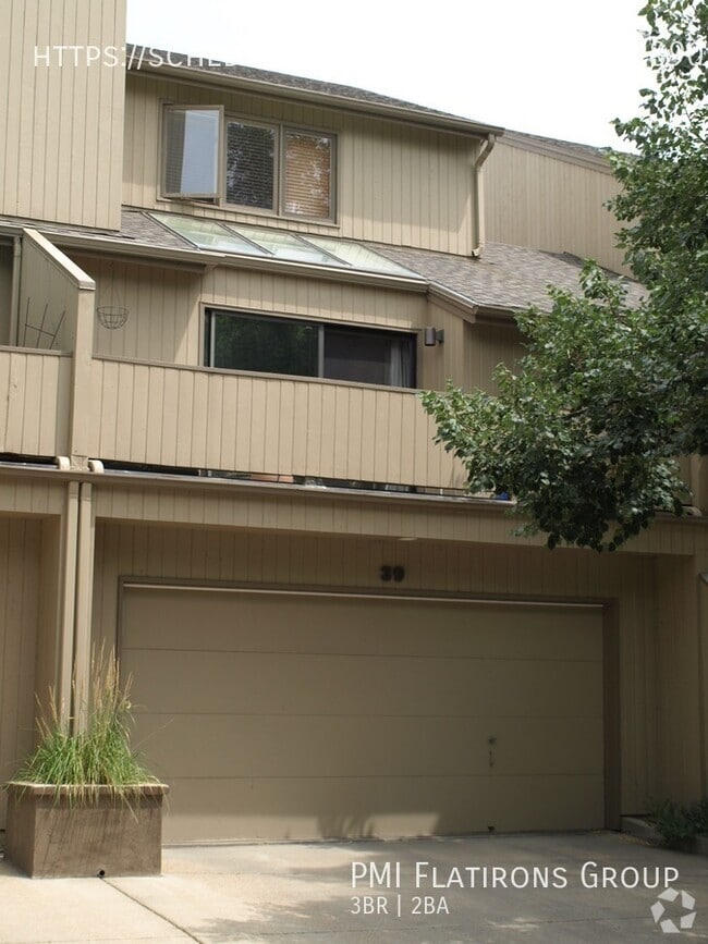 Building Photo - 2954 Kalmia Ave Rental