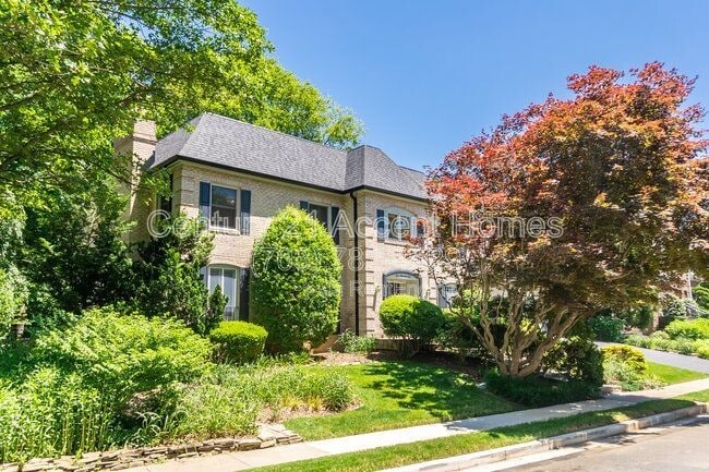 Photo - 4001 N Ridgeview Rd