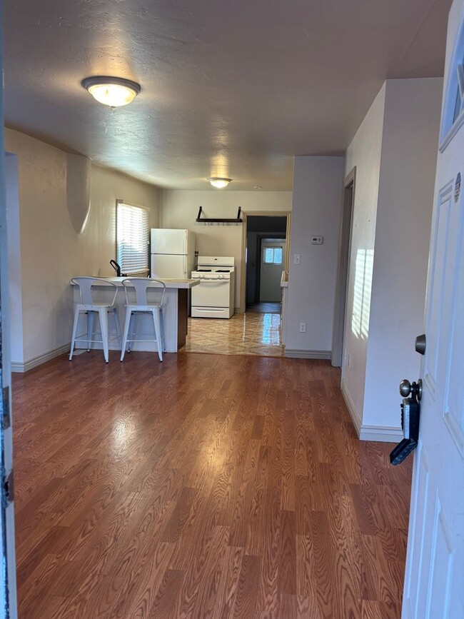 Photo - Salt Lake Cottage home 3 bed, 2 baths