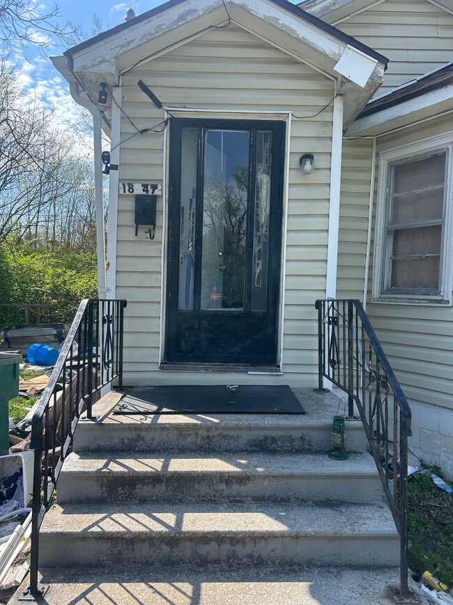 Photo - 1847 N 56th St