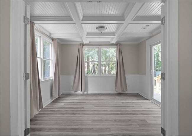 Photo - 1301 Daniel Ln