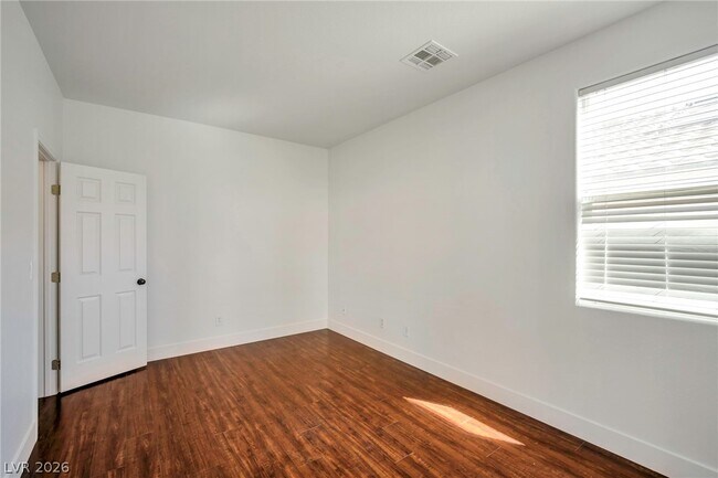 Photo - 9711 W Spinnaker Creek Ave