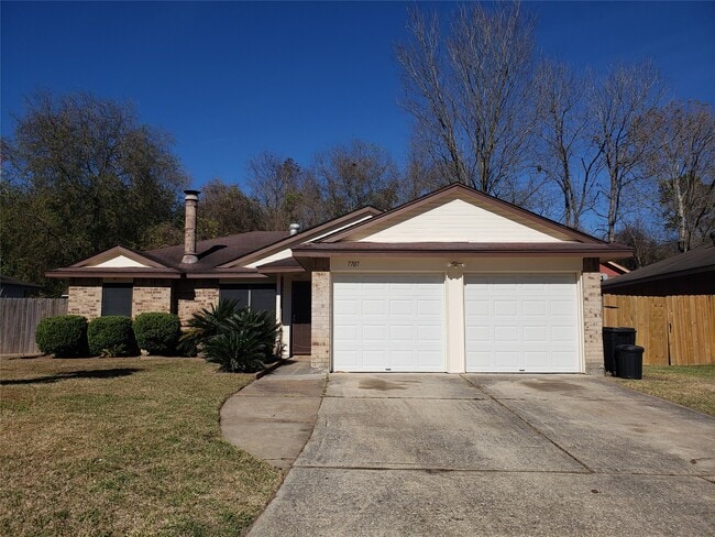 Photo - 7707 Bluejay Twin Cir