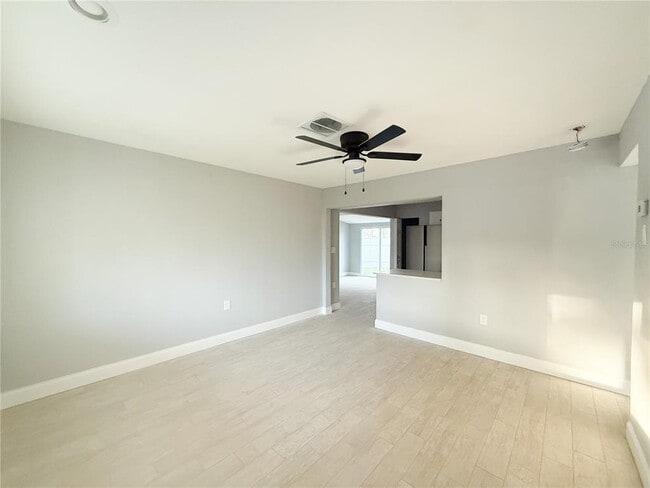 Photo - 14000 Miramar Ave
