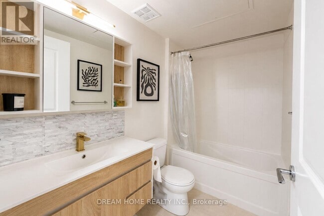 Photo - 151 Upper Duke Crescent Unité 216