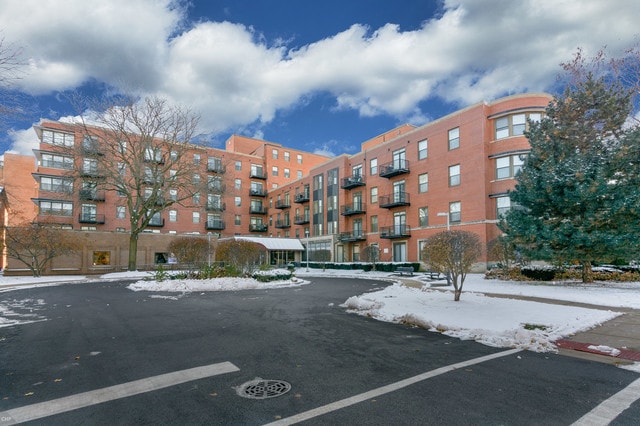 Photo - 5200 S Ellis Ave Condo Unit 312