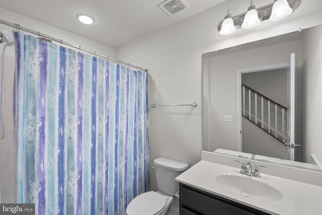 Photo - 17357 Redshank Rd