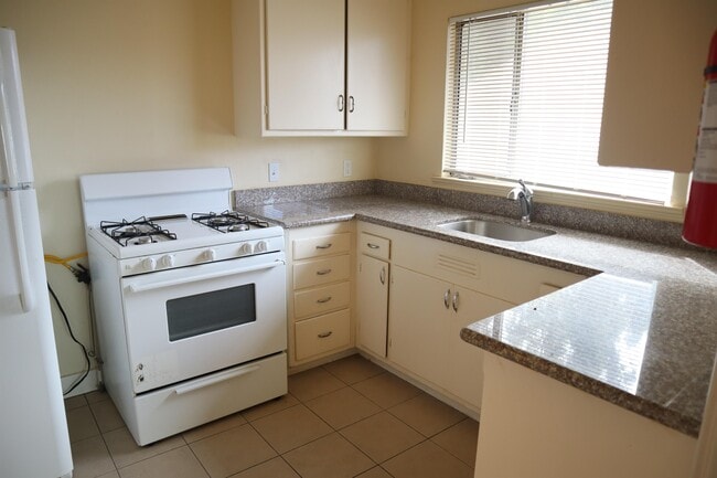 6518 Outlook Ave Unidad 3