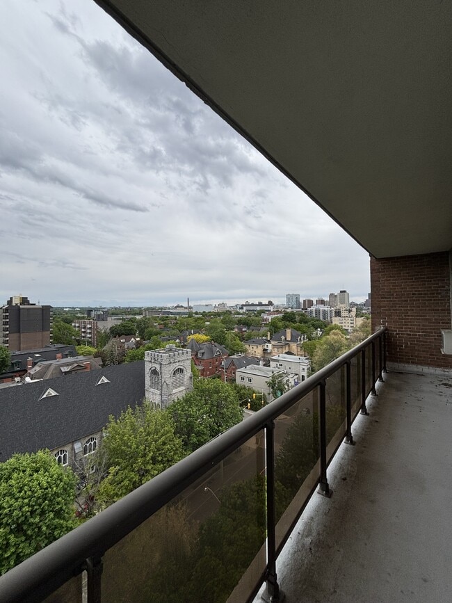 Photo - 345 Laurier Ave E Unit 1001