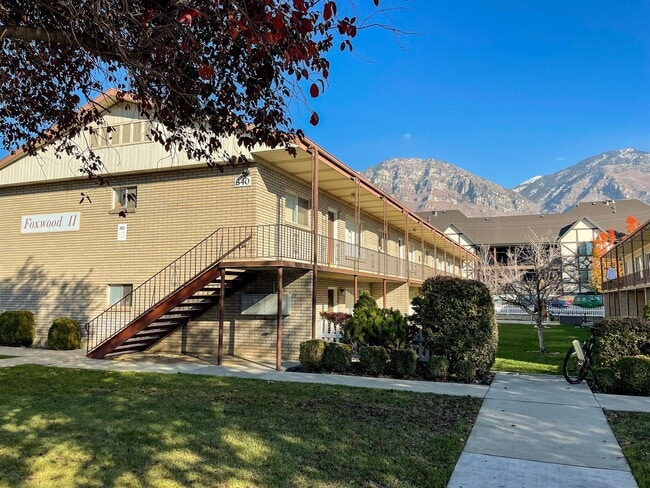 Photo - 830 N 100 W St