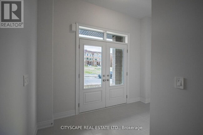 Photo - 2876 Shortreed Gdns