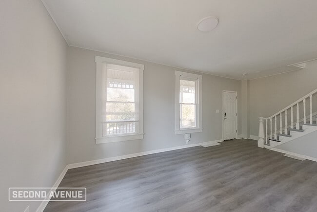 Photo - 4833 Greenwood Terrace