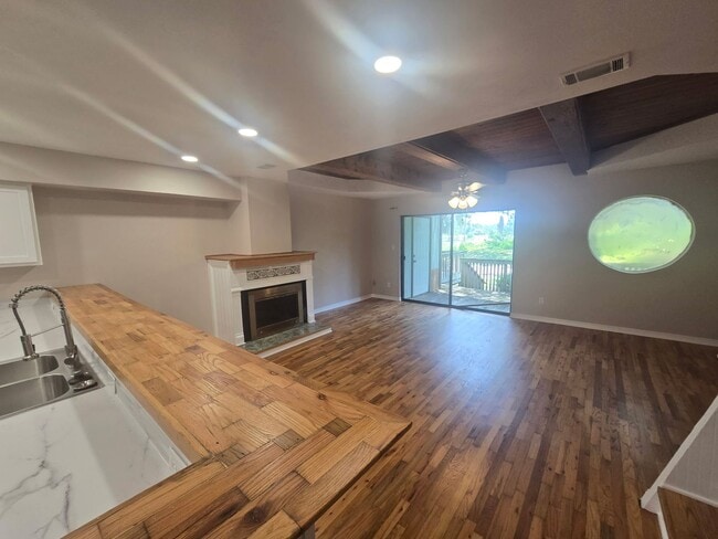 Photo - 1574 Three Lanterns Ln